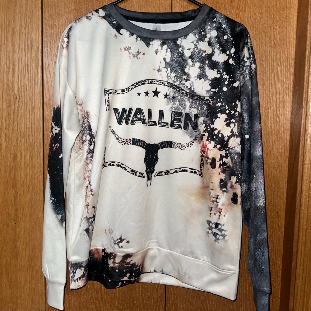Women’s Morgan Wallen Western Crewneck